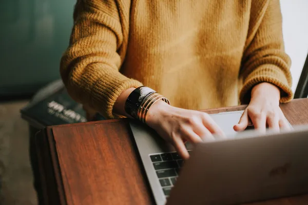 Claude AI streamlines job applications with rapid resume tailoring