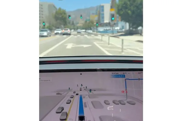 Tesla FSD Under Scrutiny After Fatal Texas Crash