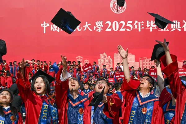 中国家长利用人工智能选择大学专业