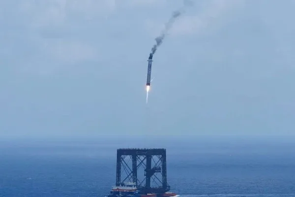 China achieves reusable rocket recovery, igniting space race debate