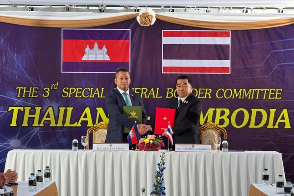 Cambodia, Thailand dispute $300B in oil and gas reserves