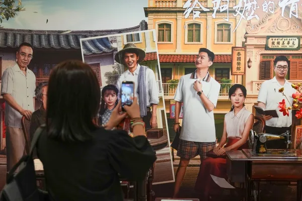 Singapore film success sparks debate on dialect language policies