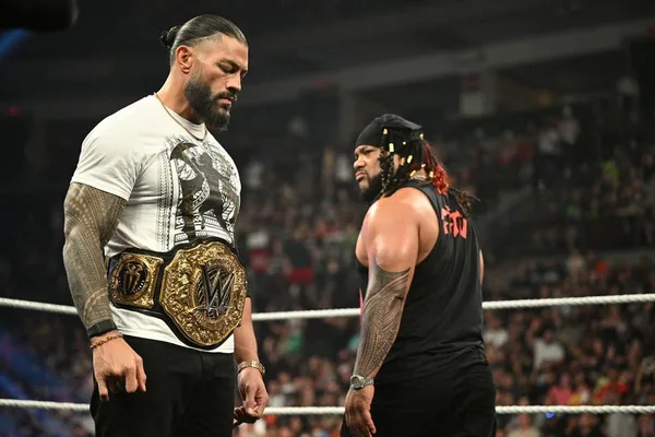 WWE hosts first Italy event with Reigns, Rhodes title matches