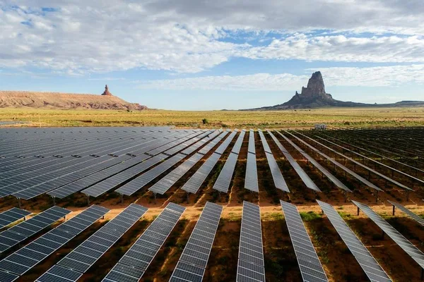Solar overtakes coal for US electricity generation; SpaceX eyes orbital data centers