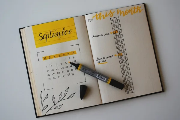 Productivity expert shares coffee-fueled routines for optimizing daily tasks