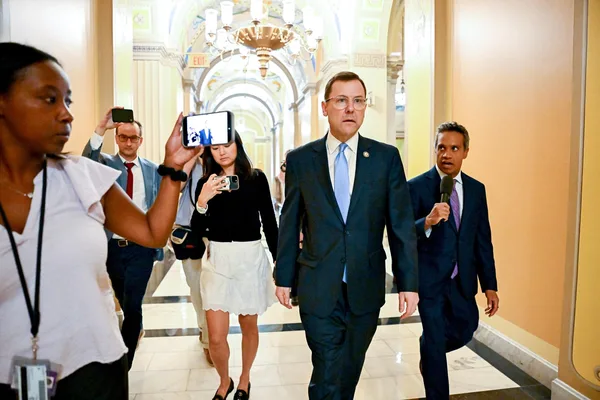 Rep. Tom Kean Jr. discloses depression, sparking national conversation on mental health stigma