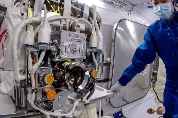 Hong Kong-developed 'Eye for Space' begins greenhouse gas monitoring on Tiangong station