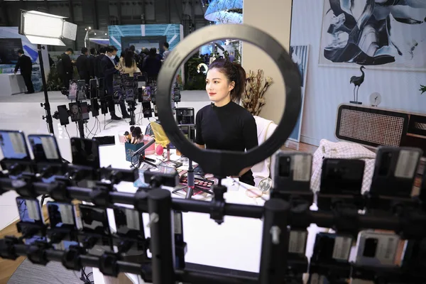 China's smartphone sales slump 13% amid rising AI-driven component costs