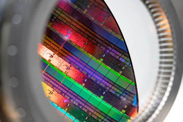 Nikon targets ASML with lower-priced lithography tools