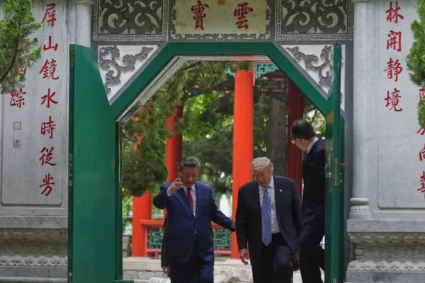 习近平警告特朗普‘修昔底德陷阱’，警惕美中竞争