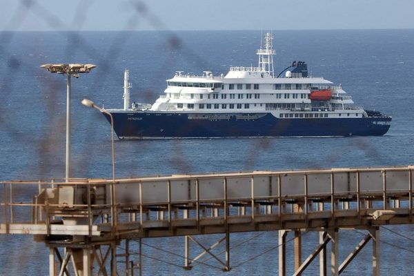 Hantavirus outbreak on cruise ship prompts global passenger tracing and medical docking