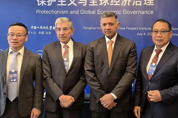 India, China urged to deepen economic ties, citing AIIB model