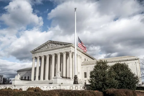 US Supreme Court restricts geofence warrants, bolstering privacy rights
