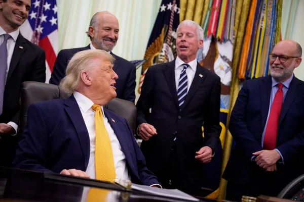 Trump OMB rule seeks to centralize federal funding control