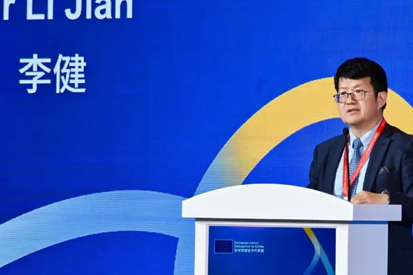 Chinese diplomat criticizes EU's 'outdated' approach to China