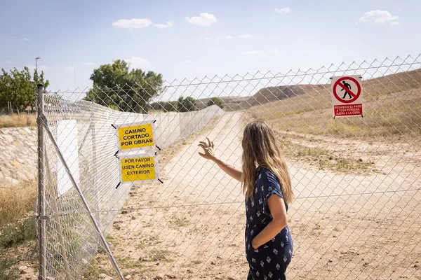 Microsoft data center expansion in Aragon sparks local outcry over land seizure