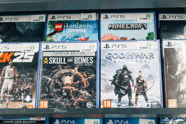 Sony to continue physical disc production for PS games released before 2028