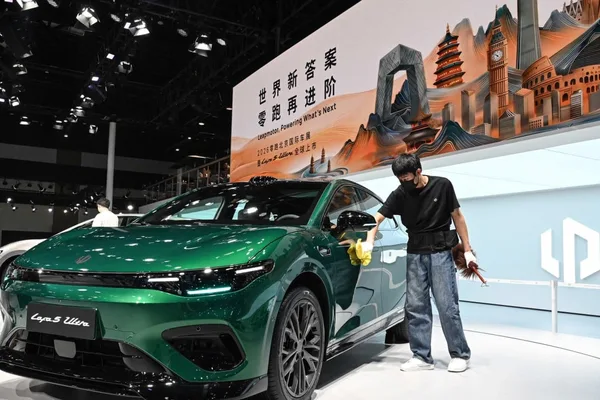 Leapmotor partners with Stellantis to produce EVs at Spanish plant