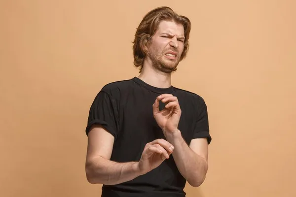 Evolutionary biologist explains disgust as a pathogen-avoidance mechanism