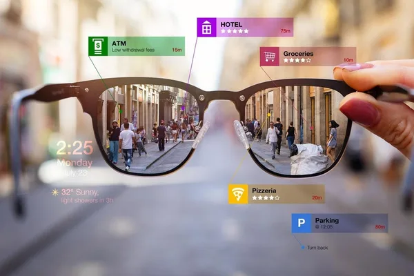 Snap doubles down on AR glasses despite activist pressure