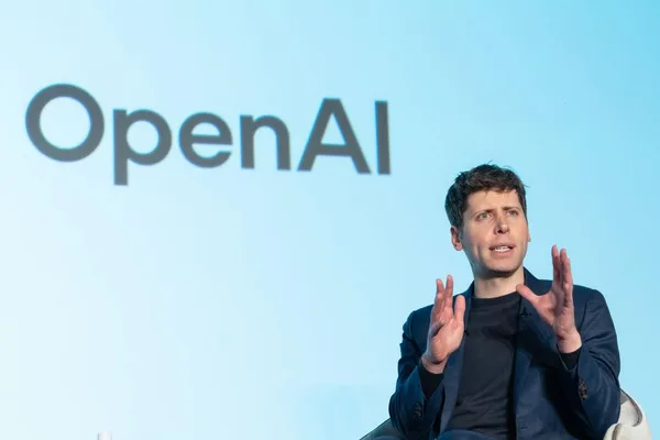 Cory Doctorow proposes framework for evaluating AI criticism
