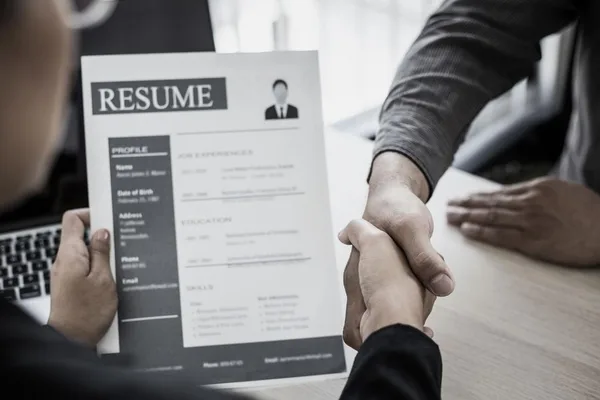 AI Workers in India Face Stagnant Pay Despite Skill Premiums
