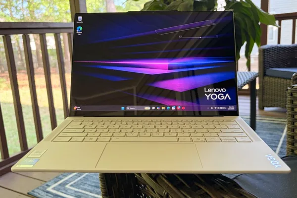 Lenovo Yoga Slim 7i Aura Edition (2026) Review: Vibrant display, lightweight design, and an endurance champ