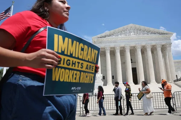 US Supreme Court allows end to deportation protections for Haitians and Syrians
