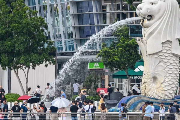 Singapore recruiter sparks debate on worker drive and hiring trends