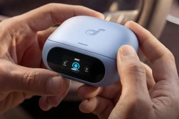 Anker 发布 AI 耳塞，三星推出智能眼镜