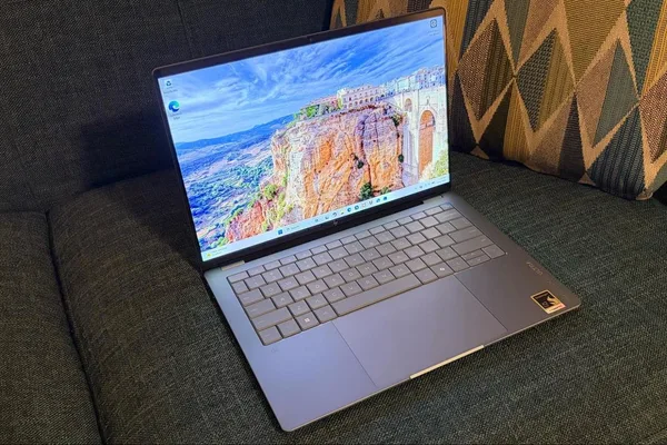 HP OmniBook Ultra 14 review: Snapdragon X2 Elite delivers potent performance, but at a premium price