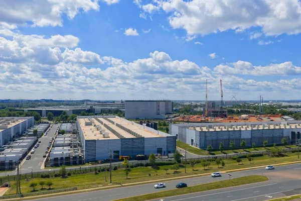 AI surge drives massive expansion of data center infrastructure