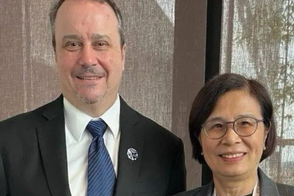 台湾就紧张局势向中国派遣首席谈判代表参加APEC会议