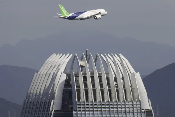China plans to build self-sufficient passenger jet supply chain