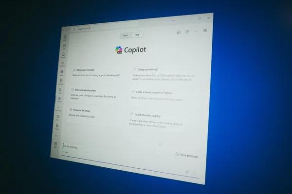 Microsoft 放弃 Claude Code，转向内部 Copilot CLI