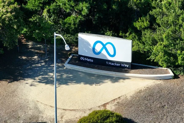 Meta Unwinds $2B AI Acquisition of Manus After Beijing Order