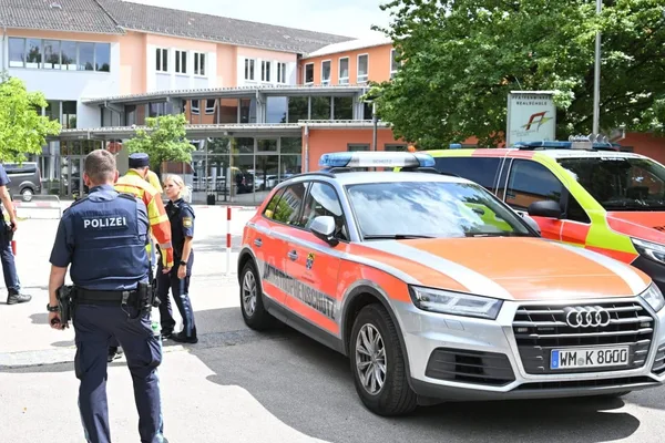 Teen arrested after two girls seriously injured in German school attack