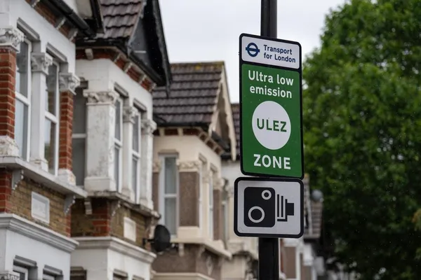 England's local authorities praised for saving lives through clean air initiatives