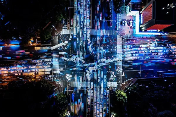 AI accelerates development, but organizational decision-making lags behind