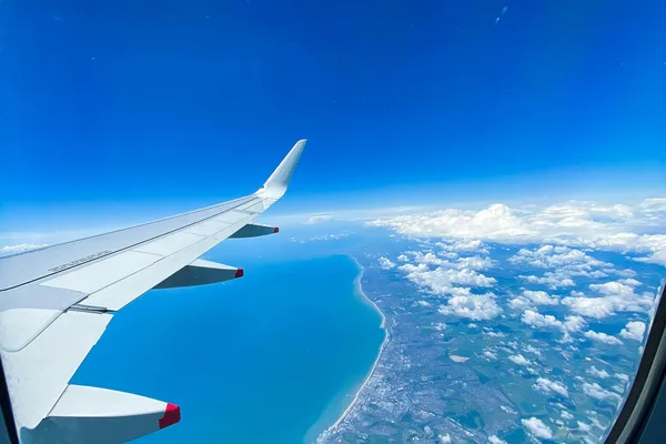 Google Flights API integrated with MCP for AI agents