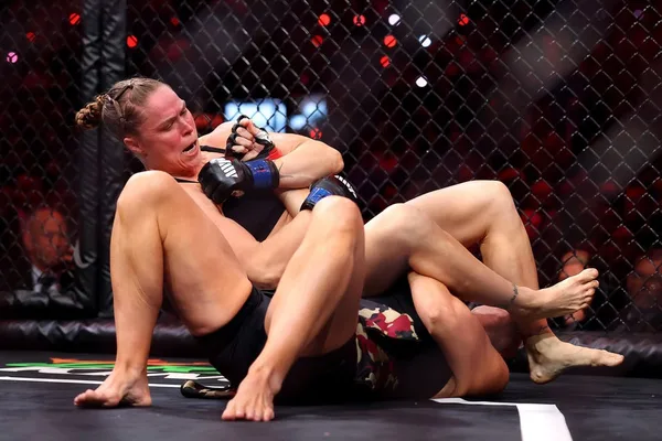 Rousey vs. Carano MMA debut draws 17M viewers on Netflix