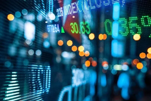 US Tech Stocks Slump Amid AI Valuation Concerns