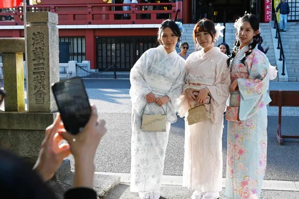 南华早报摘要涵盖美伊会谈、日本签证变动等
