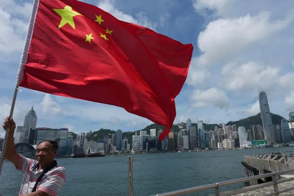 李家超：共产党是香港的“根本保障”
