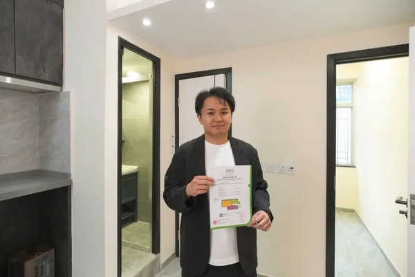 Hong Kong approves first subdivided units meeting basic housing standards