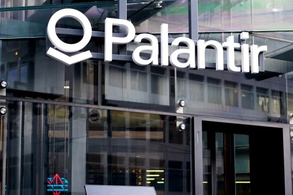 Palantir's NHS Data Deal Under Second Review Amid Scrutiny