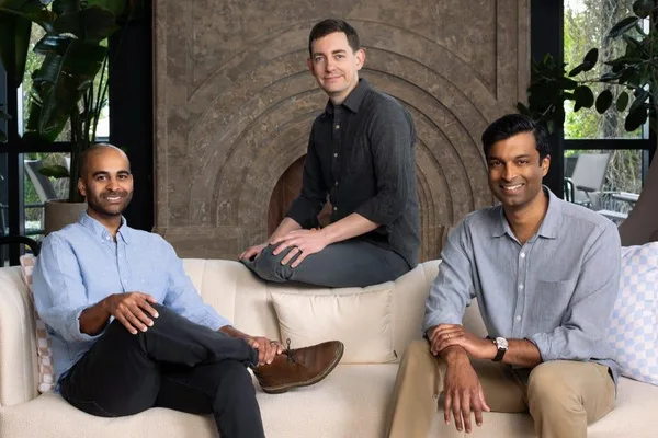 Outward Intelligence Founders Achieve Seven-Figure Revenue Bootstrapped