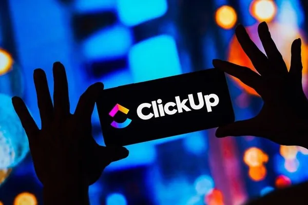ClickUp 用 3,000 名 AI 代理取代 22% 的员工