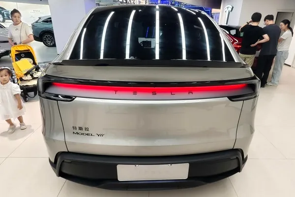 Tesla launches new long-wheelbase Model Y L with third-row seating