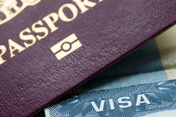 Home Office boosts passport contract value to £576M, delays bidding process